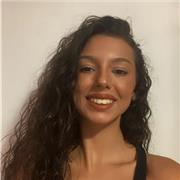 Doy clases de todos los contenidos de ESO y de Bachiller de sociales, en idiomas ayudo mucho ingles y frances, tengo los titulos